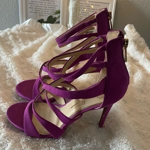 Jessica Simpson Fuchsia strappy heels